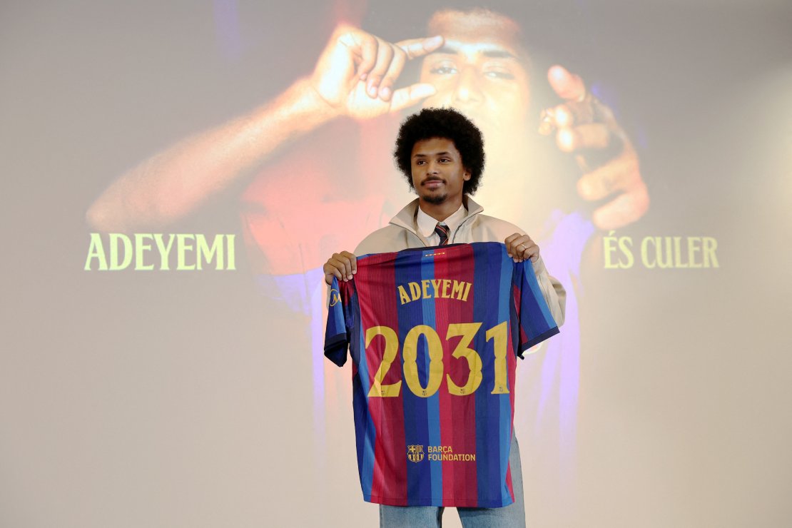 Ametlik: Barcelona ostis Dortmundilt peatreenerile tuttava ääreründaja