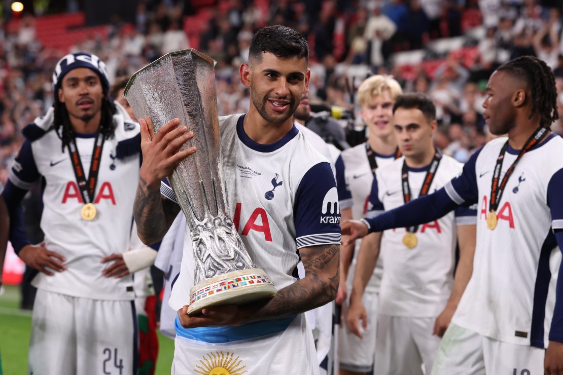 Võidurelvastuv Tottenham jääb kapteni võrra vaesemaks 
