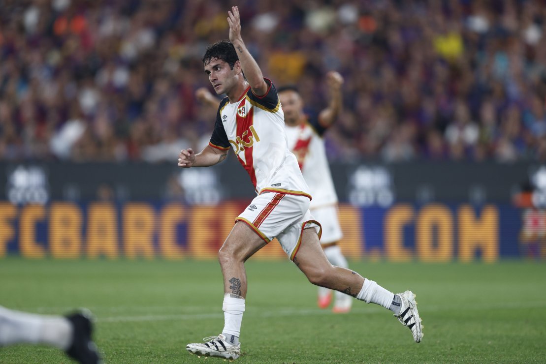 Rayo superhoos ründaja lõi võõrsil Barcelonale kaks, aga nendest jäi väga väheks