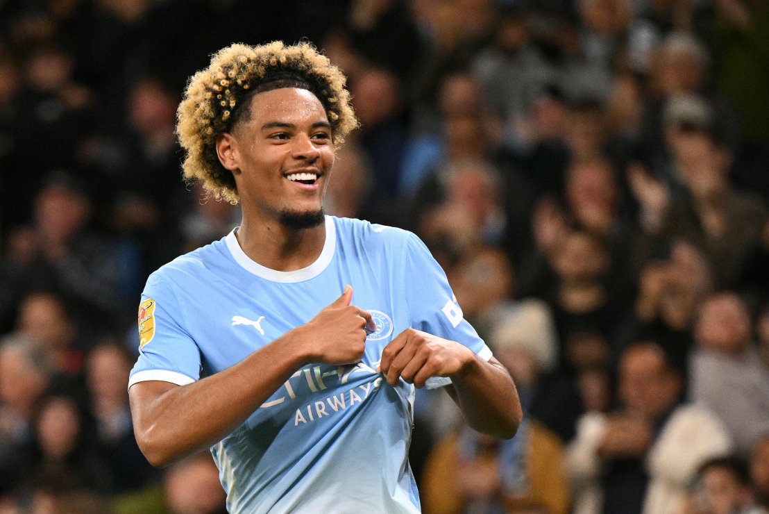Debütandid skoorisid Manchester City suure võiduni