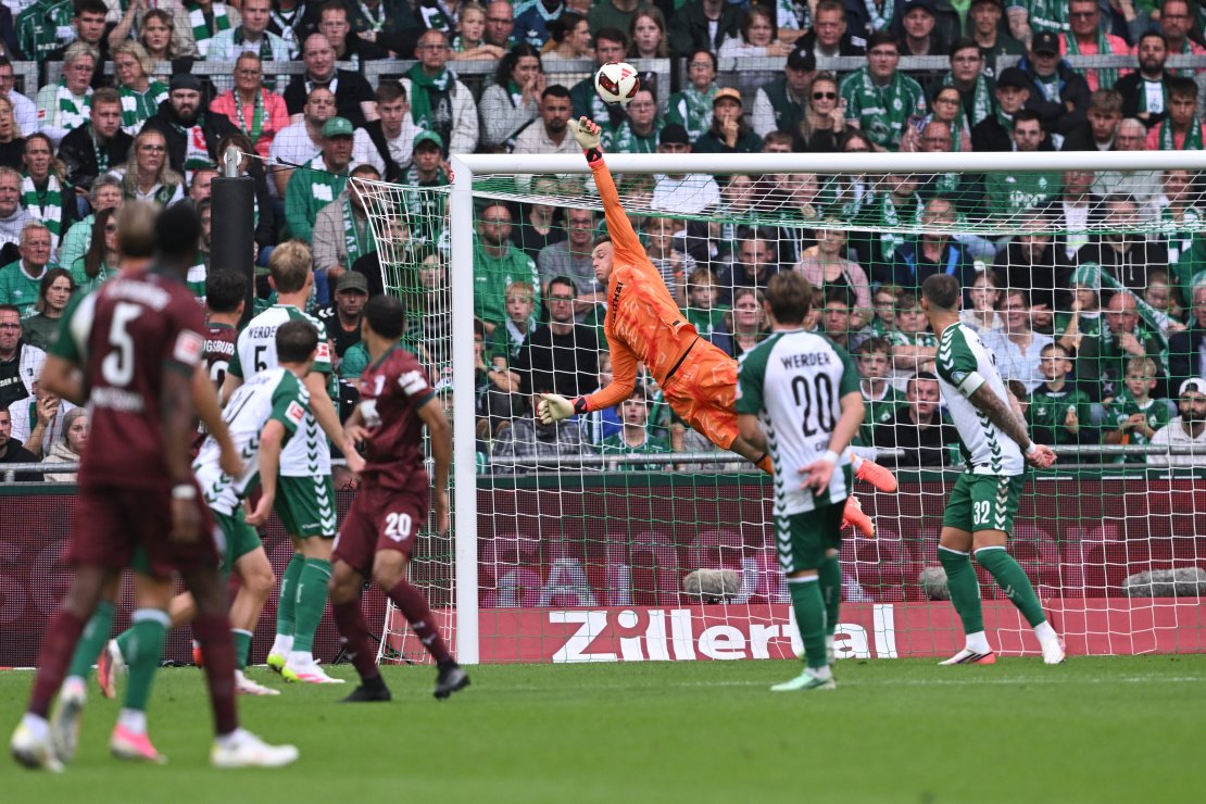 Pöörane mäng: Werder keeras kaheväravalise kaotusseisu ülimagusaks võiduks  (Heinalt imetõrje!) 