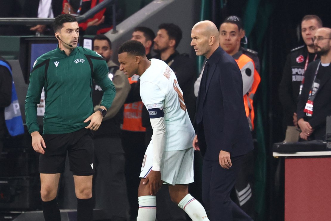 1952 päeva järel treeneritoolile naasnud Zidane'i debüüt osutus edukaks  (Mbappe sai vigastada!) 