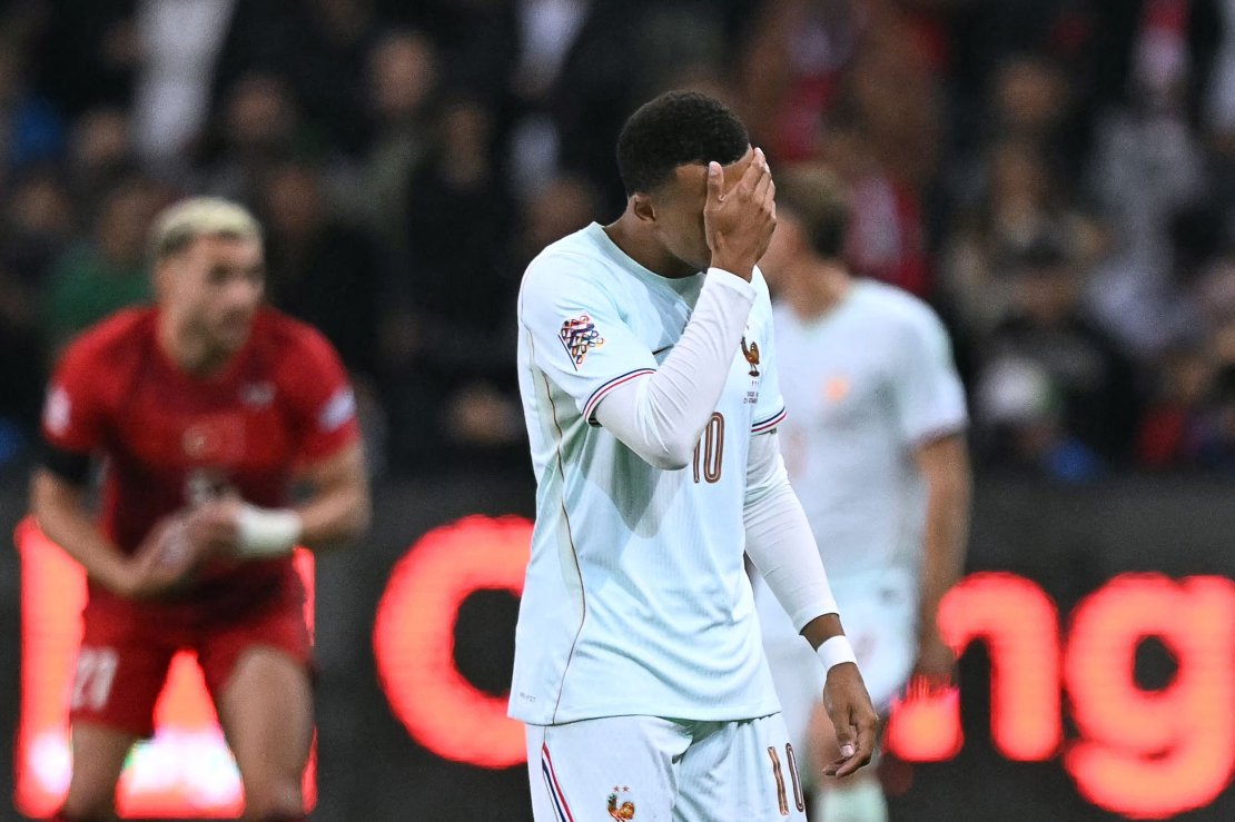 Vigastada saanud Mbappe naaseb koduklubi juurde. Zidane: olukord ei näe hea välja