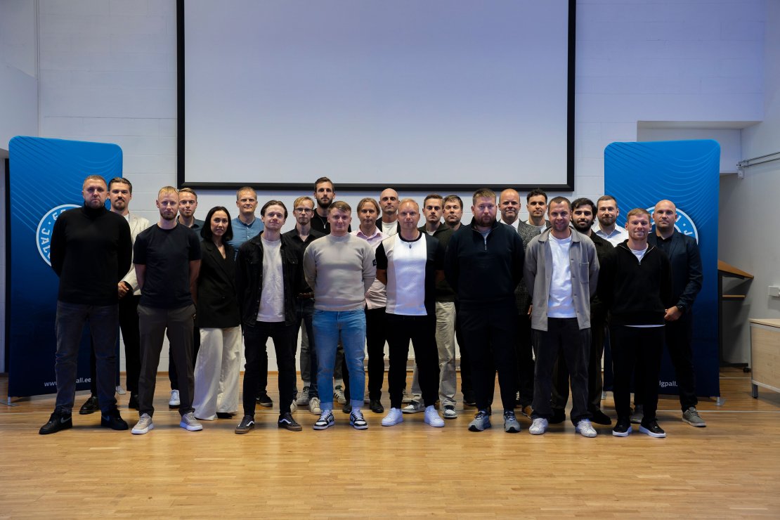 Kalju abi- ja Kalevi peatreener omandasid UEFA A kvalifikatsiooni