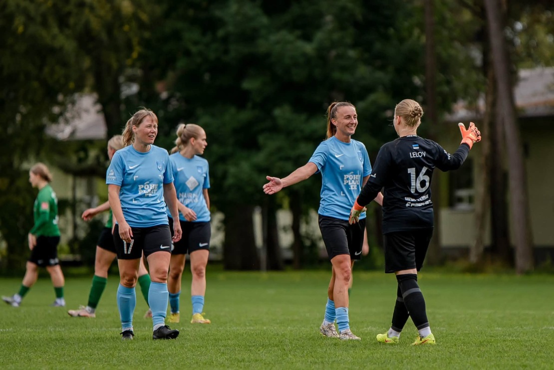 Merit Lelovil l&auml;heb P&auml;rnu Poseidonis h&auml;sti. Foto: Svetlana Velijeva