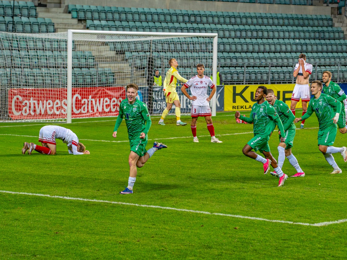 Memo | Meistri tunnus! Keerulisse seisu jäänud Levadia päästis üleminutitel klubi sünnipäeva  (galerii!) 
