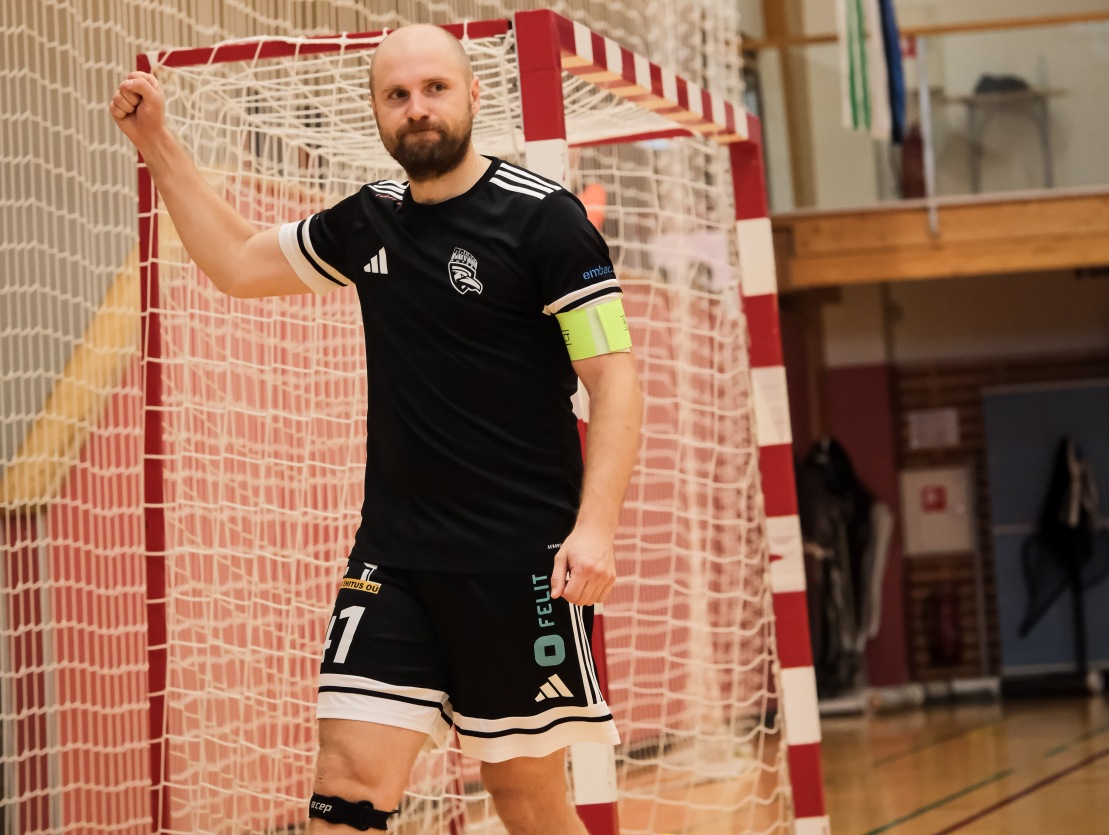 VAATA JÄRELE: Savikingi kübaratrikk aitas Ravensil kaotuseta jätkata